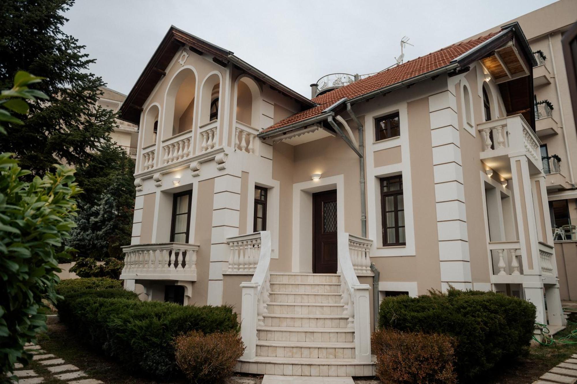 Emerald Suites Florina Dış mekan fotoğraf
